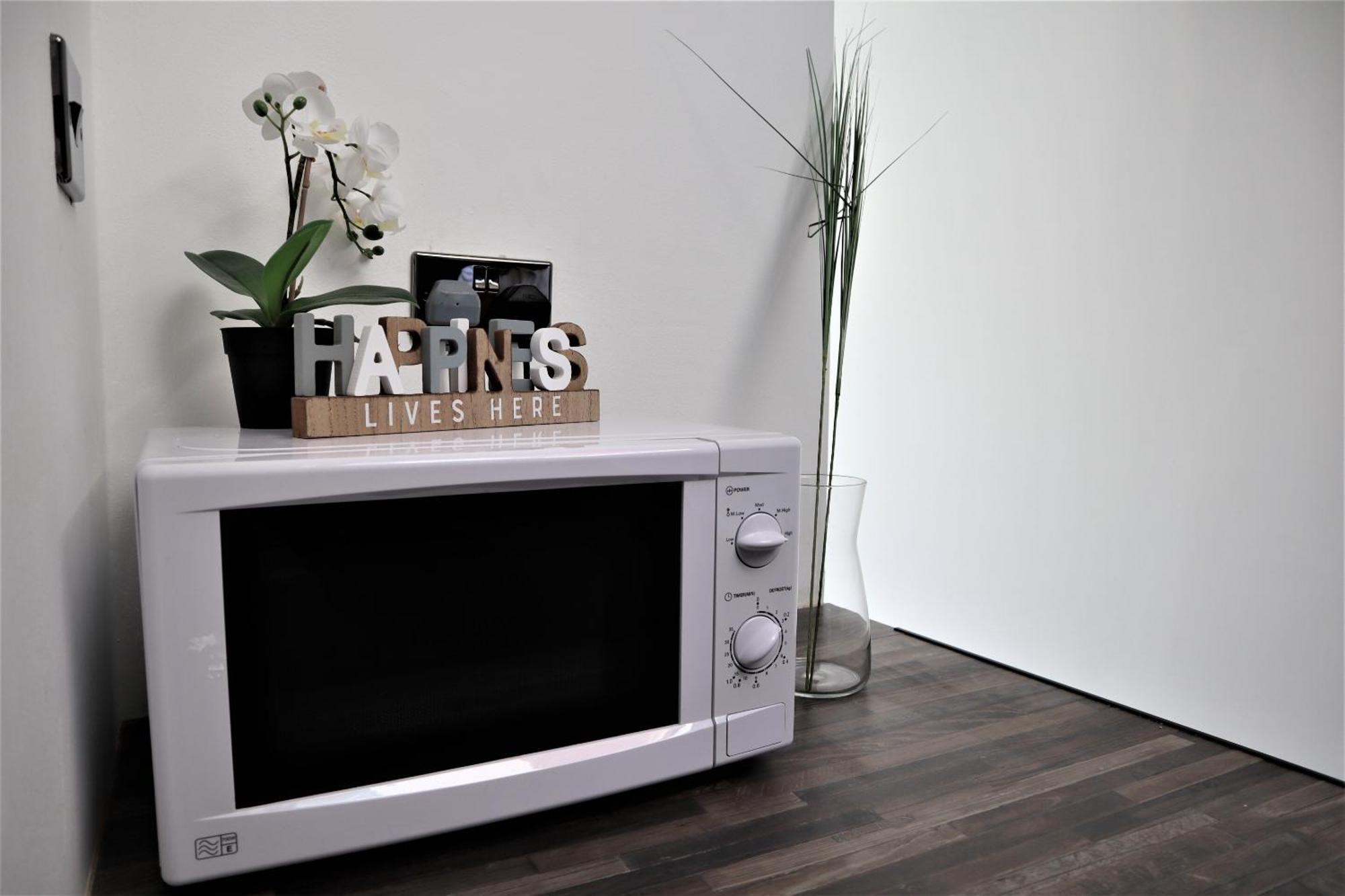 Victoria 4 Bedroom Serviced House Short Lets - Near Northampton Gen Hosp & Town Centre Bagian luar foto